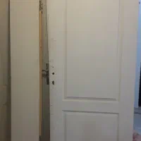 درب با چهار چوب