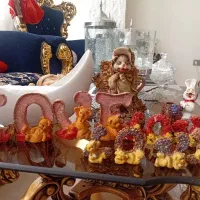 تعدادی مجسمه