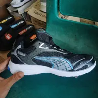 کتانی puma به صورت عمده و تک کمتر از قیمت تولیدی|کیف، کفش، کمربند|آستانه اشرفیه, |دیوار