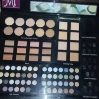 پالت ارایشگری