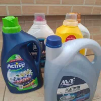 فروش انواع مواد شوینده و غذایی