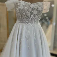 لباس عروس نو فقط ۱۵میلیون تومن