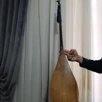 دوتا کرمانج|سازهای سنتی|نیشابور, امام خمینی|دیوار