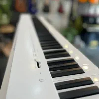 پیانو دیجیتال p225 یاماها