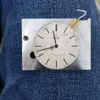 ساعت قدیمی|کلکسیون اشیاء عتیقه|تهران, فلسطین (میدان انقلاب)|دیوار