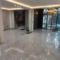 خدمات ونظافت واحدتخلیه و نوساز+پله مشاعات پارکینگ