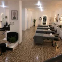 استخدام لاین های زیبایی