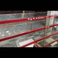 میز ویترینی شیشه ای ودکوری وقفسه