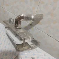 دوجفت‌‌قفل‌دوتا‌برای‌سرویس‌‌دوتا‌اتاق