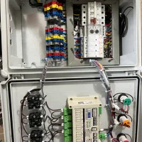 خدمات و مونتاژ تابلو برق صنعتی و ساختمانی|خدمات پیشه و مهارت|مشهد, توس (بلوار توس)|دیوار