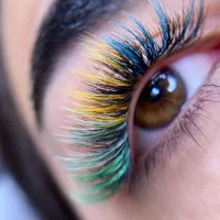 آموزش تخصصی اکستنشن مژه + لیفت و لمینت مژه‌وابرو