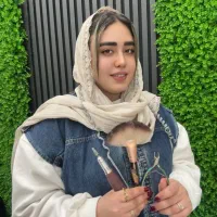 آموزش کاشت ناخن