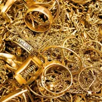 فروشنده طلا هستی پیام بده .قیمت منصفانه
