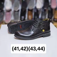 نیم بوت چرم طبیعی تکسایز مردانه|کیف، کفش، کمربند|اصفهان, تخت فولاد|دیوار