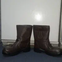 کفش ایمنی بهشتیان|کیف، کفش، کمربند|شوش, |دیوار