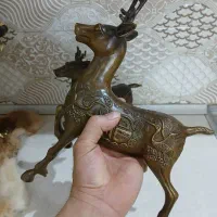 یک جفت گوزن کهنه|مجسمه، تندیس، ماکت|تهران, شهرک ولیعصر جنوبی|دیوار