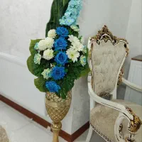 گل مصنوعی با پایه