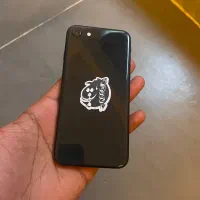 آیفون se2020