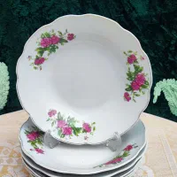 گل سرخی قطر ۱۸