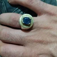 انگشتر یاقوت کبود