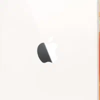 اپل iPhone 12 با حافظهٔ ۱۲۸ گیگابایت