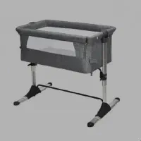 تعدادی وسیله سیسمونی با برندهای خارجی بفروش میرسد