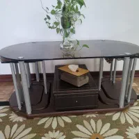 میز جلو مبلی تمیز و سالم