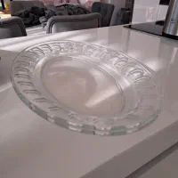 بشقاب و ظرف