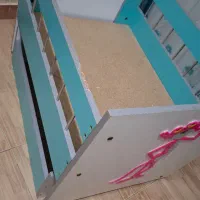 تخت نوازد حالت گهواره‌ای|تخت و صندلی بچه|کرج, شهرک جهان‌نما|دیوار