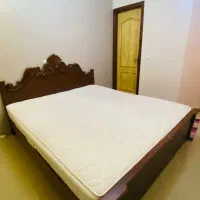 تخت خواب دونفره چوبی