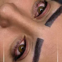 نیاز به مدل برای تکمیل آلبوم کاری