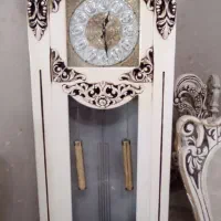 ساعت قدی و باکس گل برای هدیه