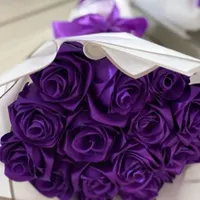 گل رُز روبانی