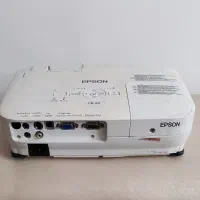 ویدئوپروژکتور vga مارک اپسون وپرده نمایش دستی ۱/۸۰|تلویزیون و پروژکتور|اصفهان, سپاهان‌شهر|دیوار
