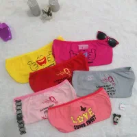 لباس بچگانه، زنانه|لباس|جره و بالاده, |دیوار