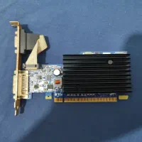 یک عدد کارت گرافیک invidia geforce g8600