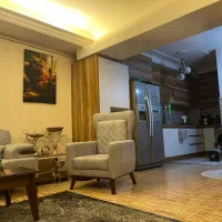 نیازمند نیروی کار برای نظافت منزل هستم