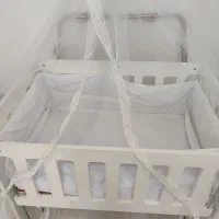 گهواره کنار تخت مادر|تخت و صندلی بچه|رشت, آب آسیاب|دیوار