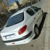 پژو 206 V8