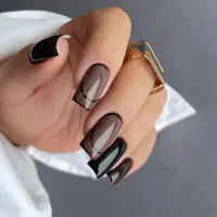 مدل برای کاشت ناخن