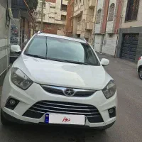 ماشین بی رنگ و ترو تمیز