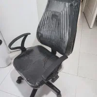 تختخواب دونفره و میز و صندلی