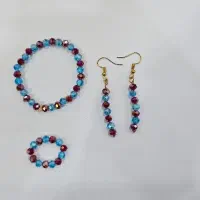 ست گوشواره و دستبند