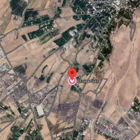 زمین ۱۲۰۰ متر مربع ، موقعیت عالی جهت باغچه و ویلا