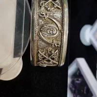 دستبند نقره (خلخال)شمایل|کلکسیون اشیاء عتیقه|قم, ارم|دیوار