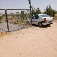 زمین مهاجران ورودی میدان بهشت