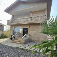 ویلای ۵۵۰ متری نوساز/ سند تک برگ/ یک اثر هنریه