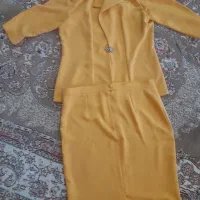 کت و دامن|لباس|طرقبه, |دیوار