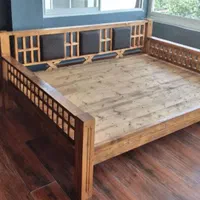 تخت سنتی چوبی