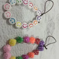 آویز گوشی